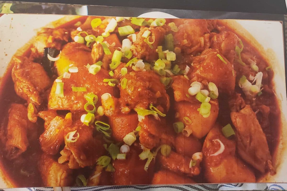 No 3. Dakgalbi (Spicy chicken)