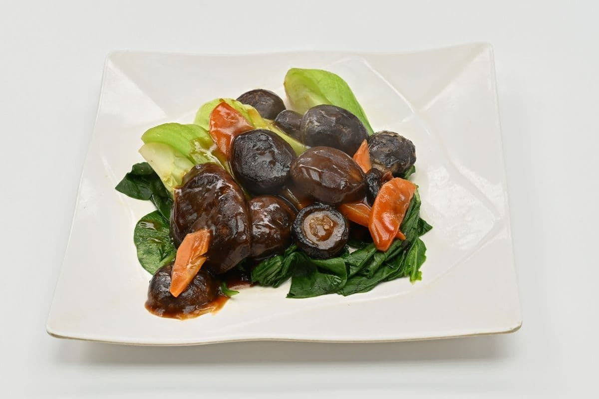 V15. Shiitake Mushroom and Bok Choy