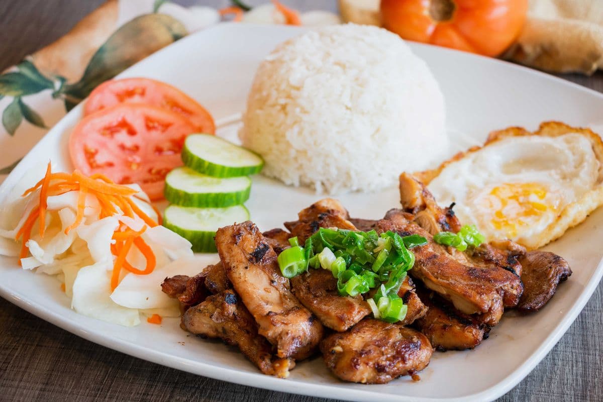 C1. Grilled Chicken on rice (Com Ga )