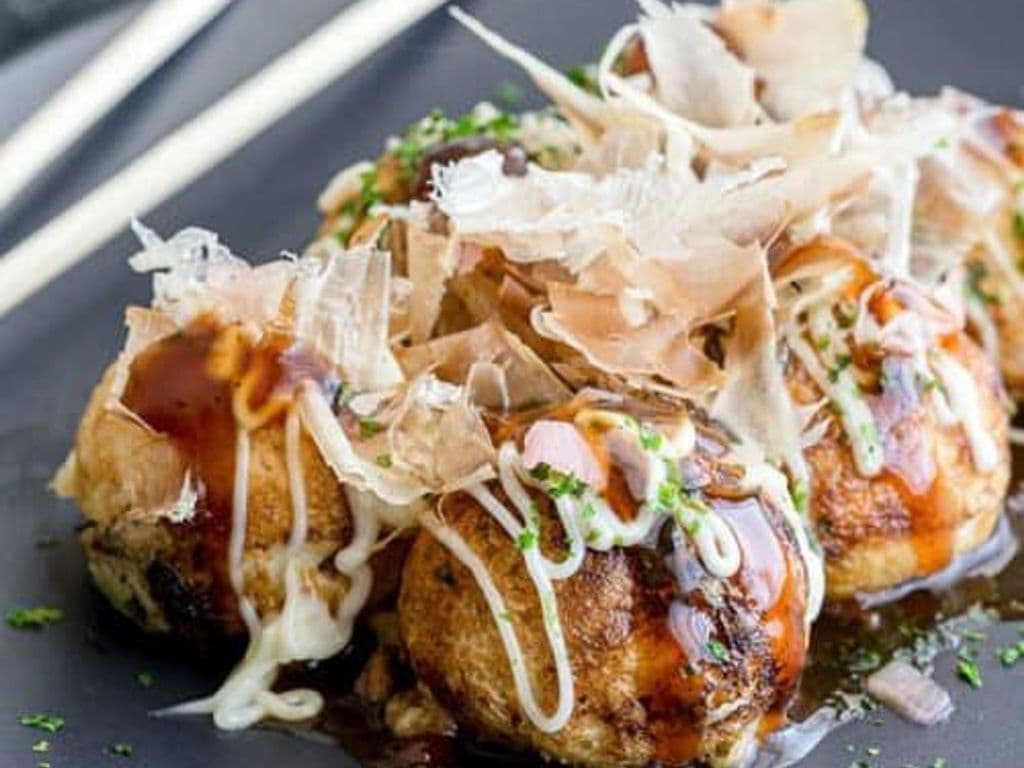 221. Takoyaki (6pc)