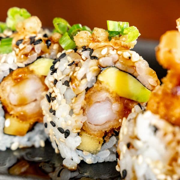 DYNAMITE CRUNCH ROLL