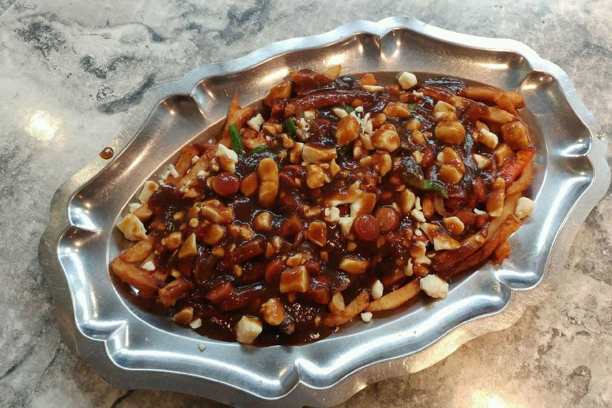 Poutine spéciale / Special Poutine