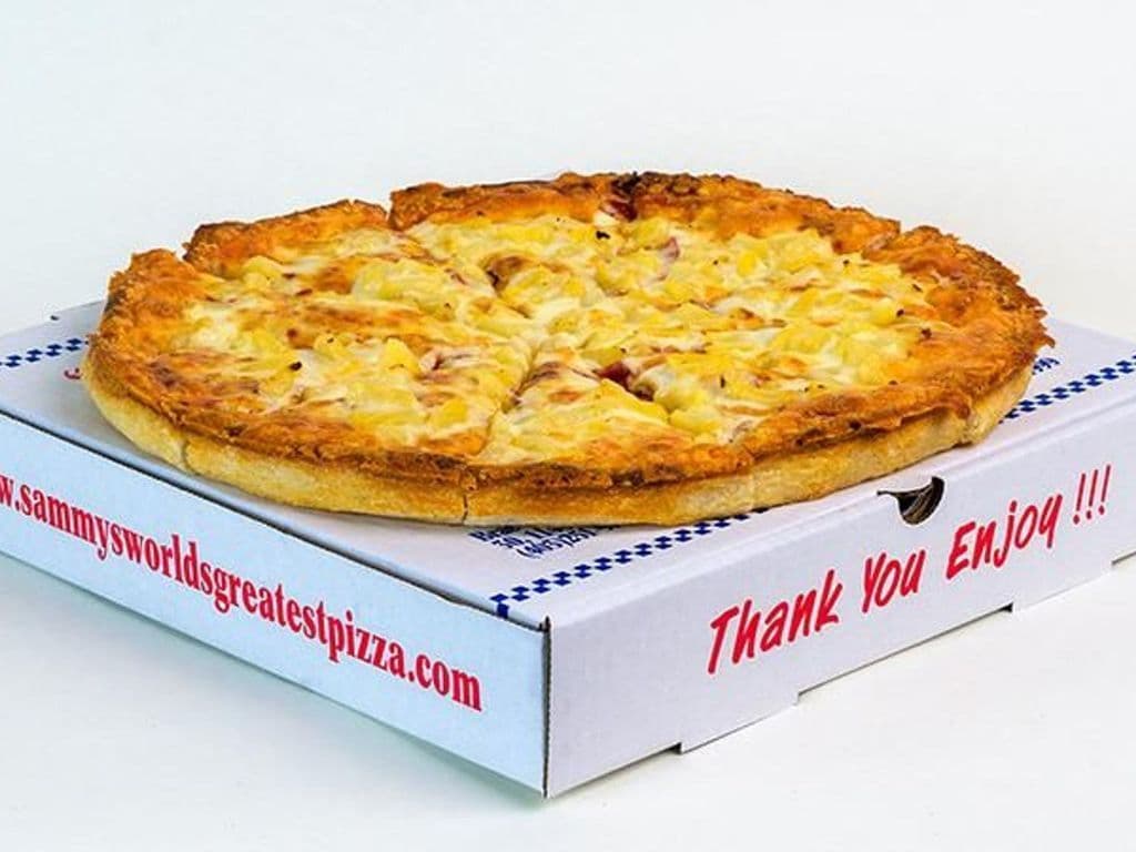 Ham & Pineapple (Hawaiian) Pizza