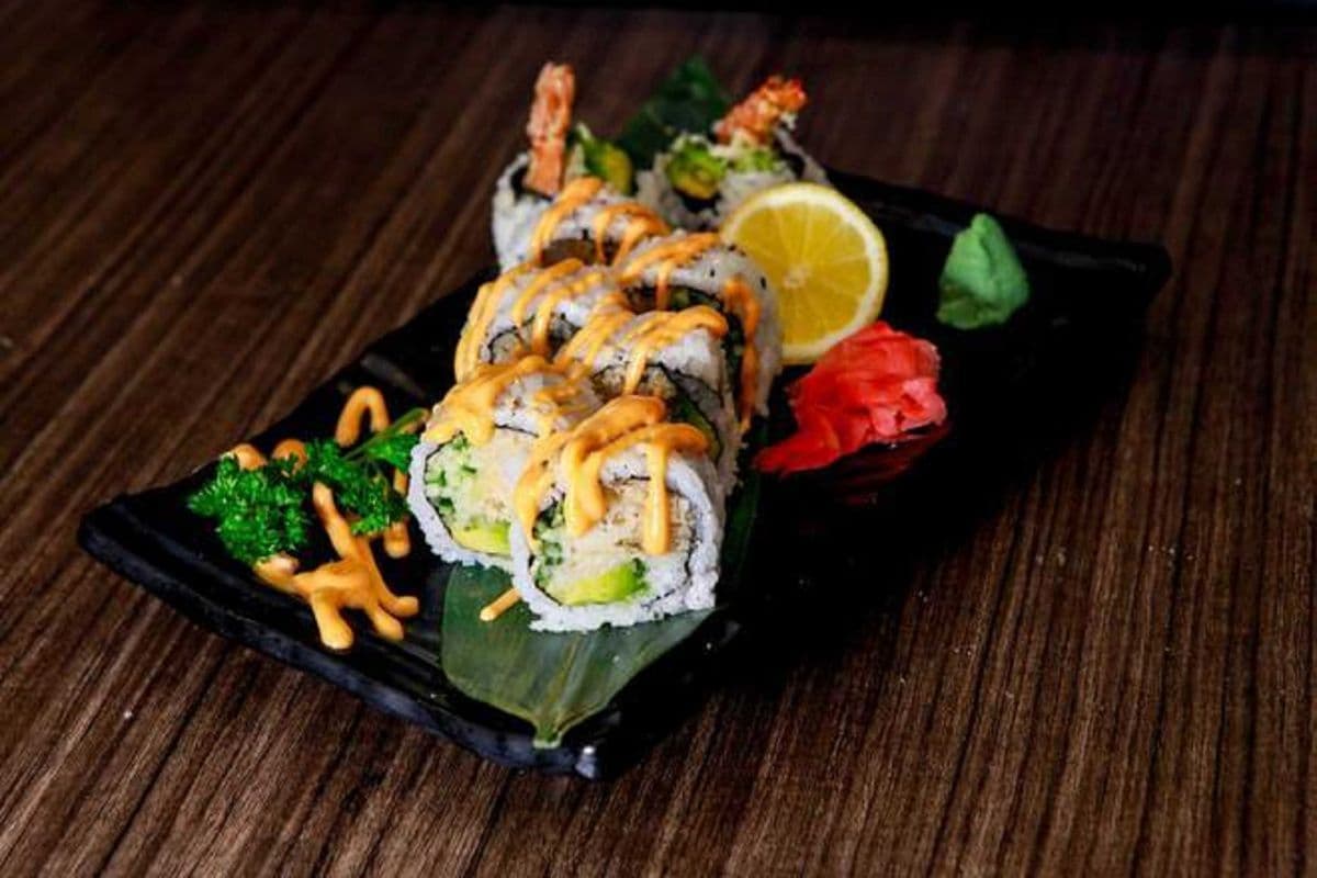 Spicy Dynamite Roll (8 pcs)