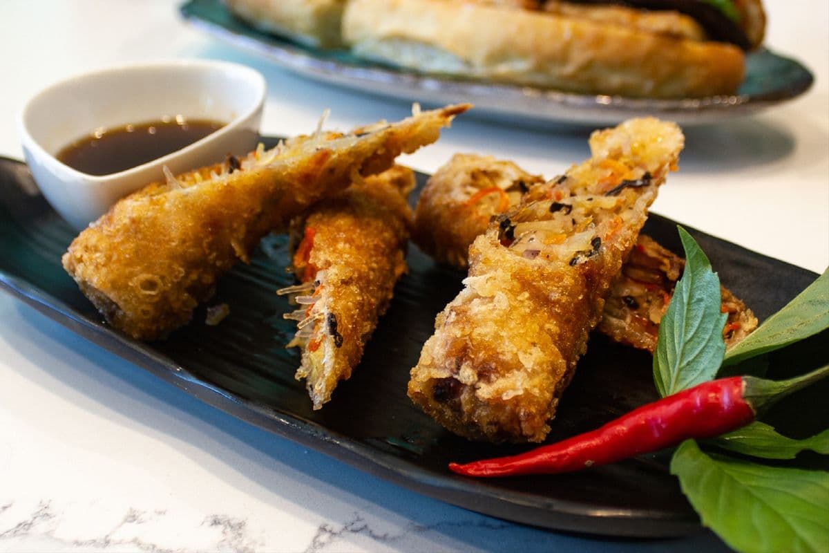 Veggie Spring Rolls (2pcs)