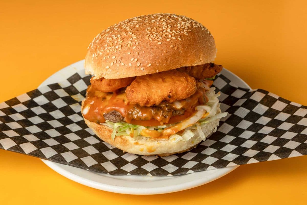 Deep-Fried Mac-N-Cheese Burger