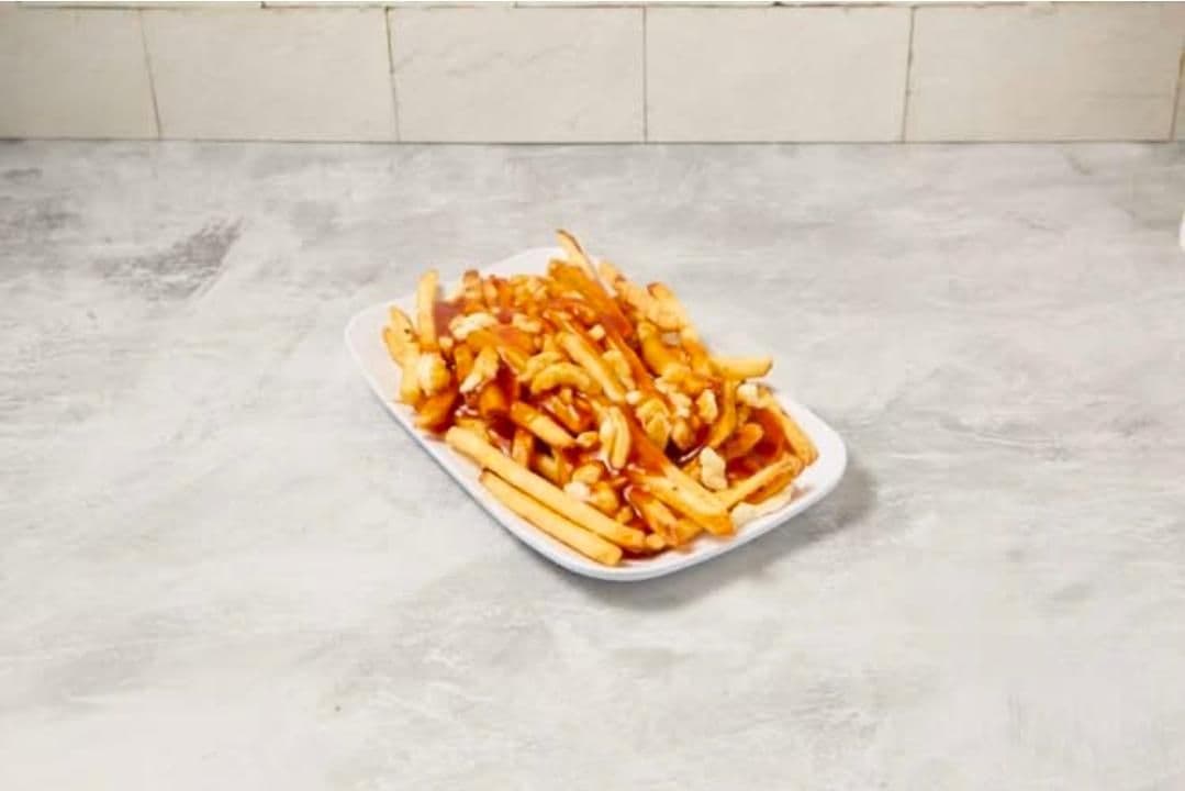 Large Poutine Classic Poutine