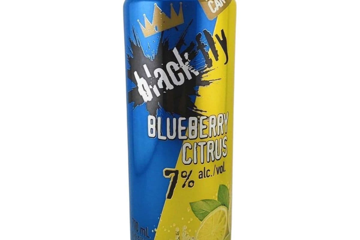 BLACK FLY BLUEBERRY CITRUS 710 ML (1 x 710 ML)