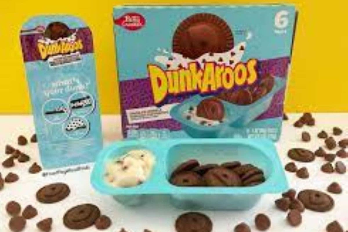 Dunk Aroos Chocolate Cookies & Chocolate Chip Frosting