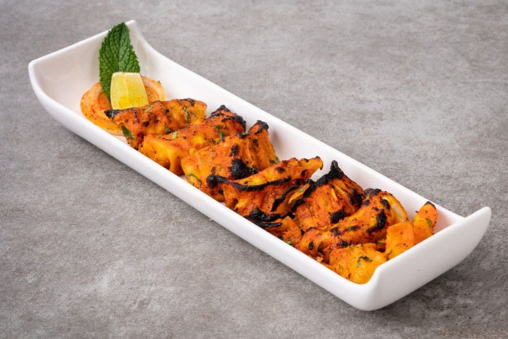 Tandoori Momo's