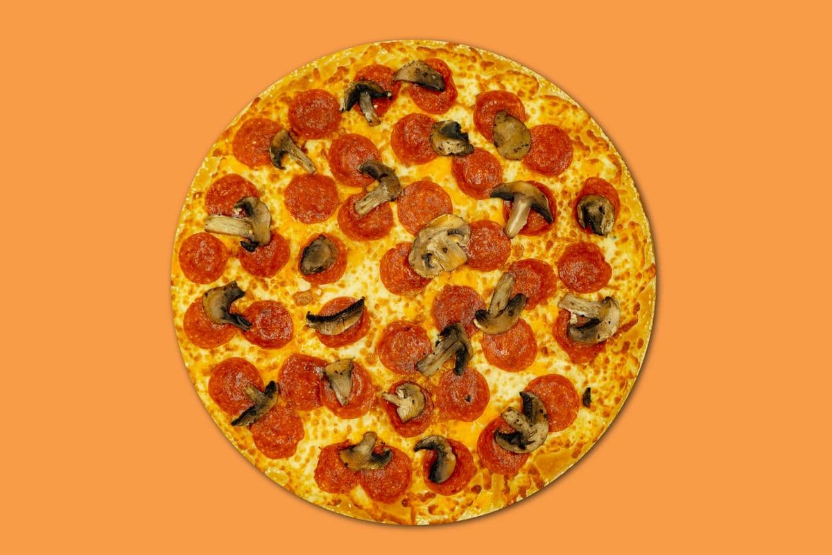 3. 16" X-Large Pepperoni and Mushroom Pizza