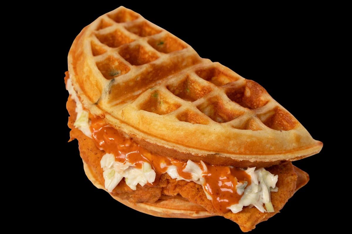 WAFFLE CHICKEN SANDWICH SPICY: Treasure the Waffles!