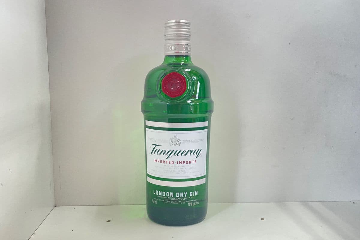 Tanqueray London Dry Gin (1 x 750 ml)