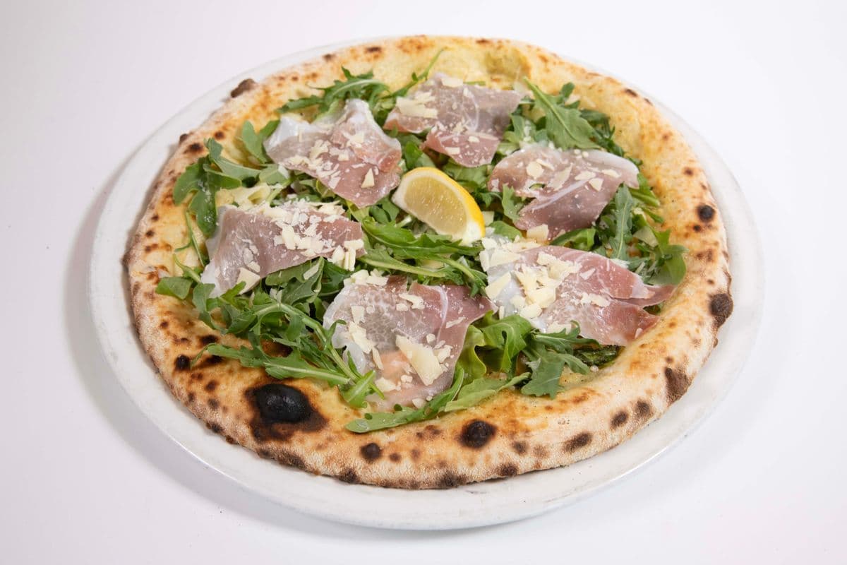 15"+ Grande Prosciutto Arugula Pizza
