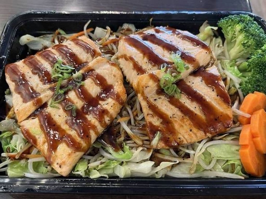 Double Salmon Teriyaki Tray (2-3 people)