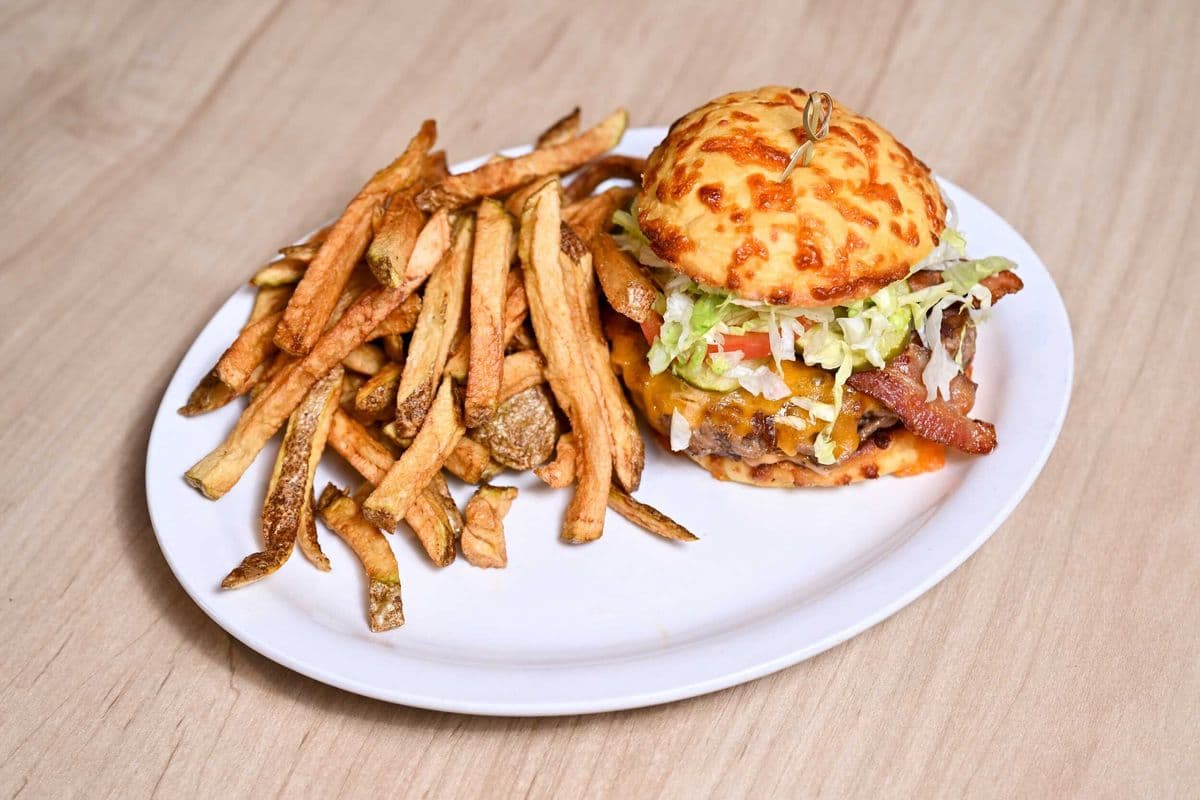 Bowlerama Burger