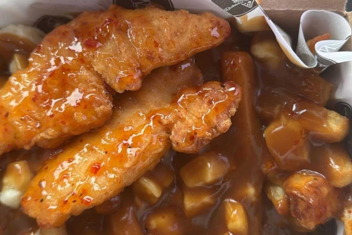 Sweet N Spice Chicken Poutine