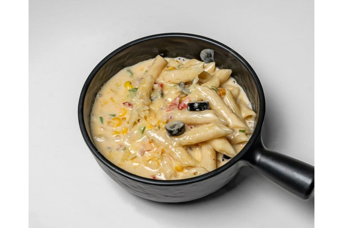 White Sauce Pasta