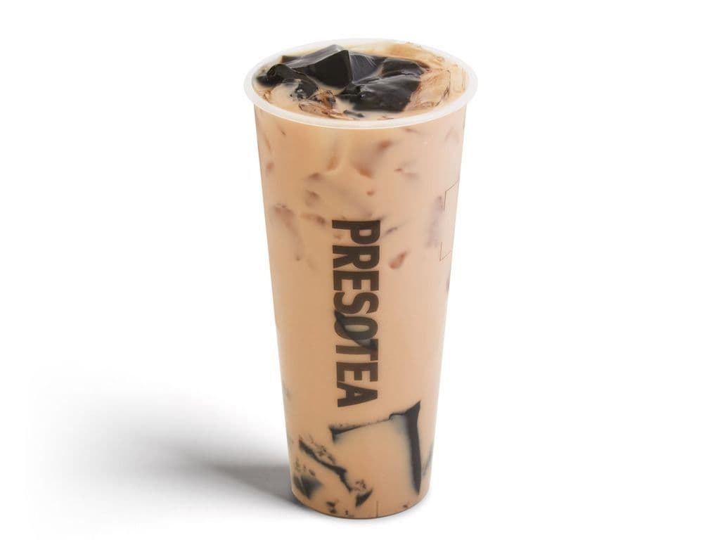 Thé au lait avec gelée d'herbe / Grass Jelly Milk Tea