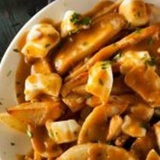 Wing Spot Poutine