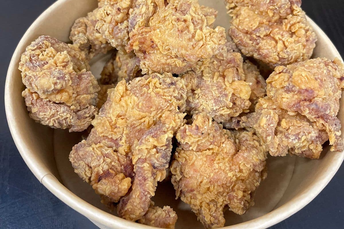 Fried chicken (L)