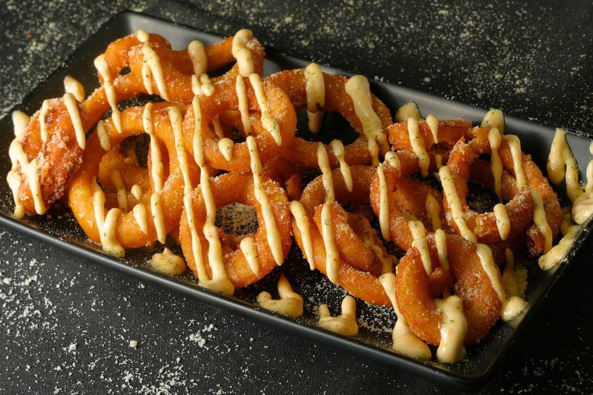 Garlic Parmesan Onion Rings