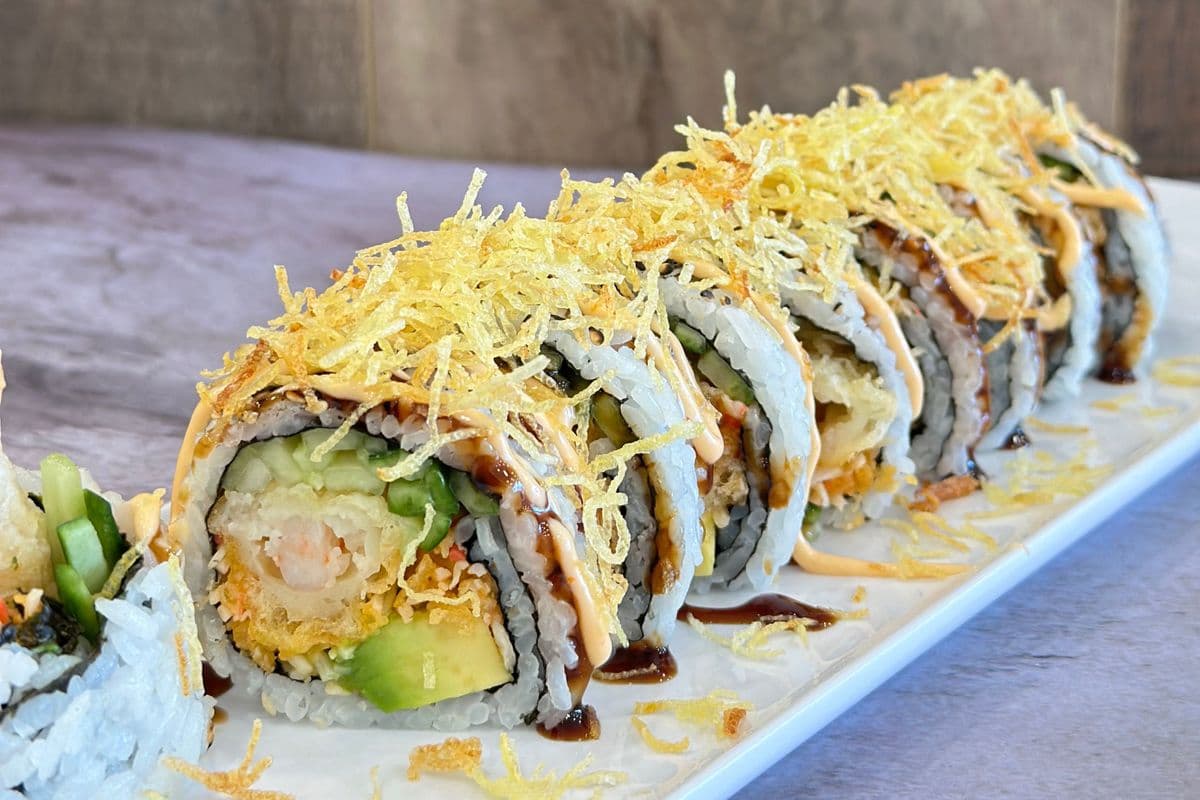 Spicy Dynamite Roll (10pc)