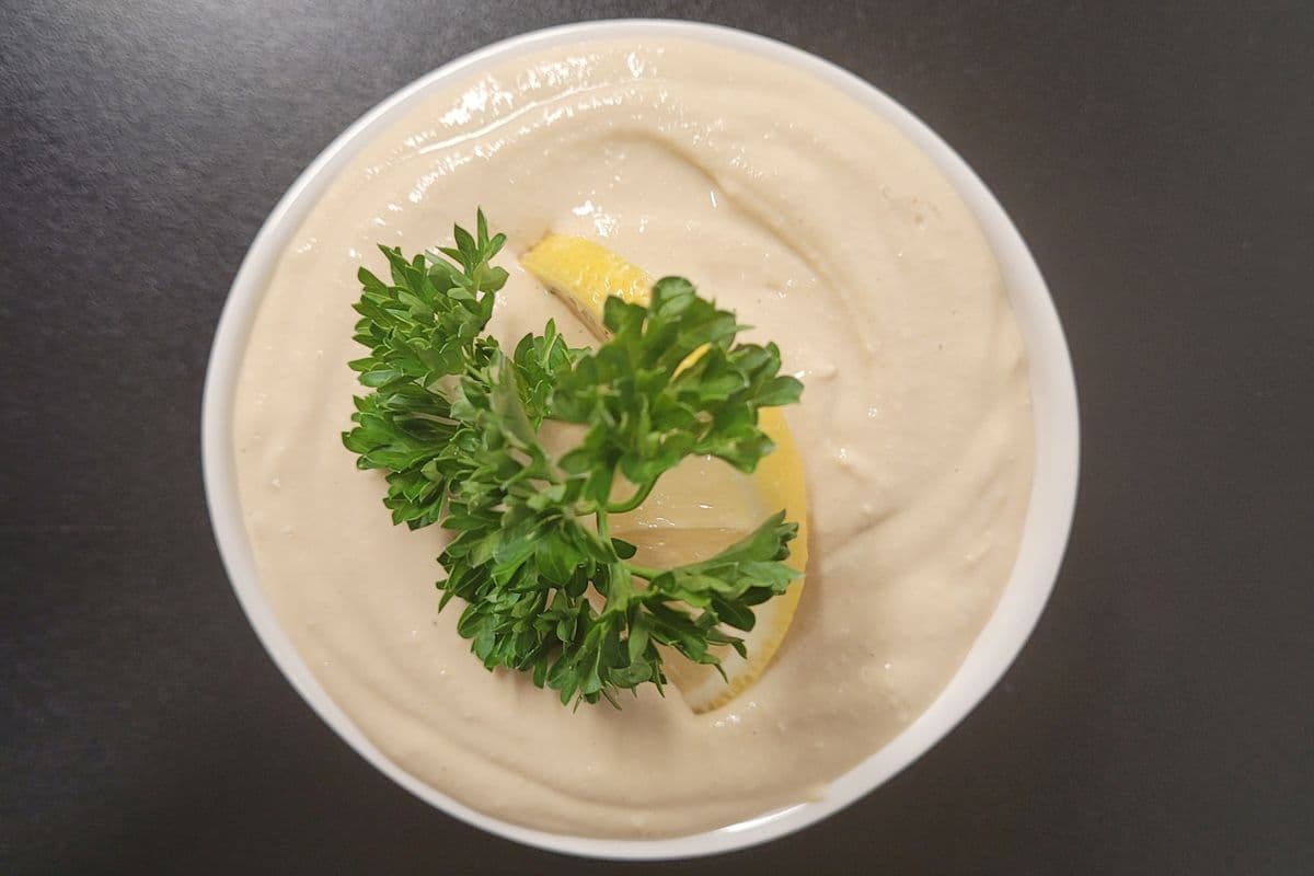 Medium Hummus