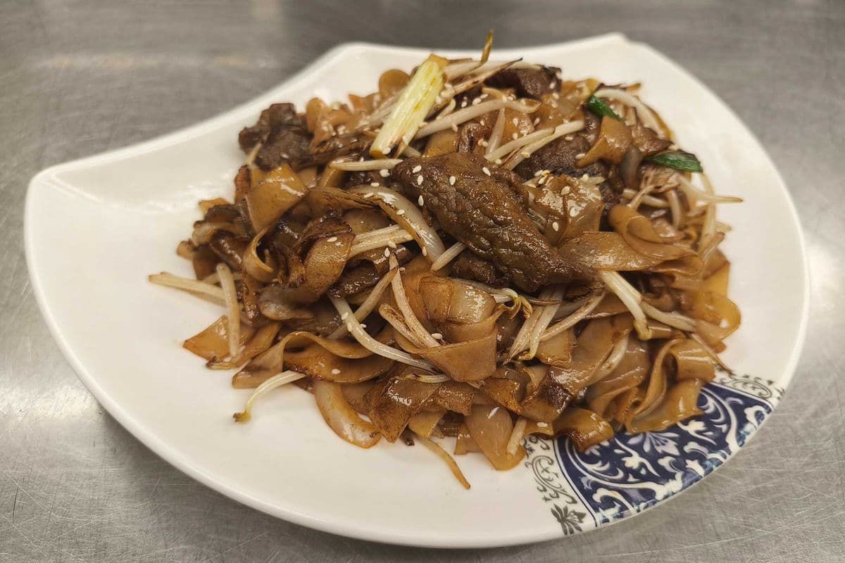 99. Dry Beef Chow Fan