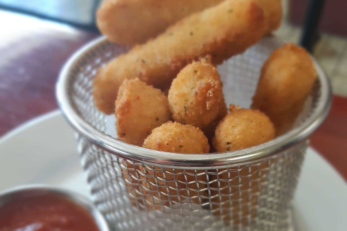 Mozzarella sticks