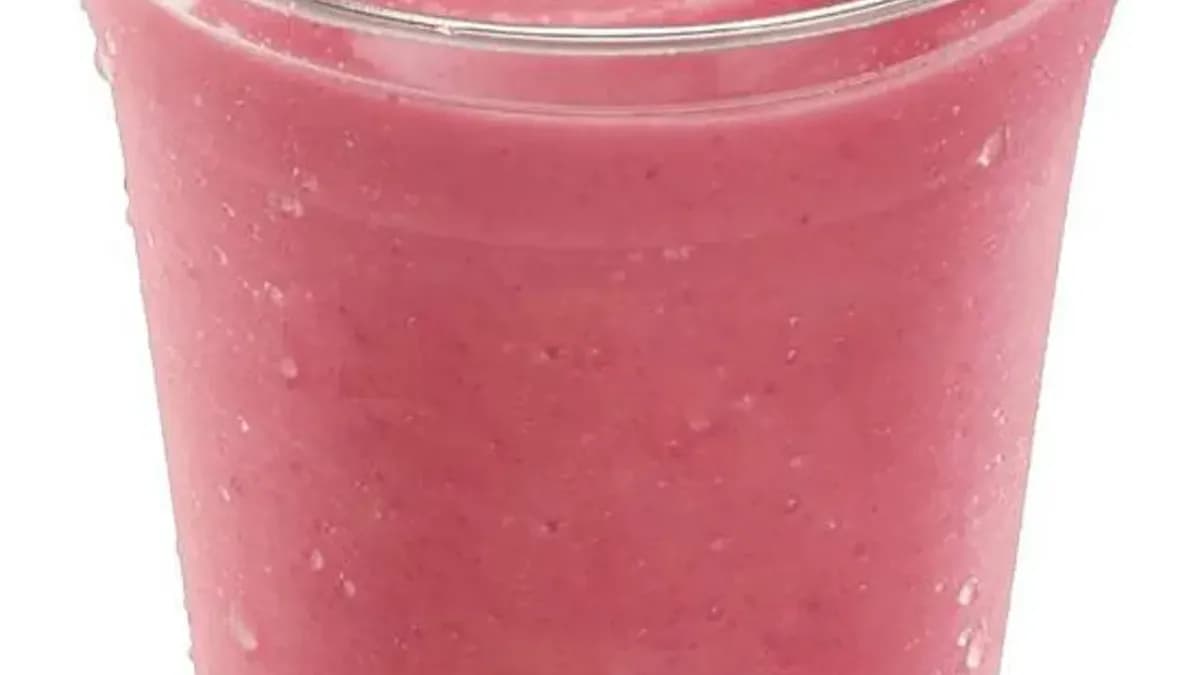 Strawberry Smoothie w/tamperproof lid (16oz)
