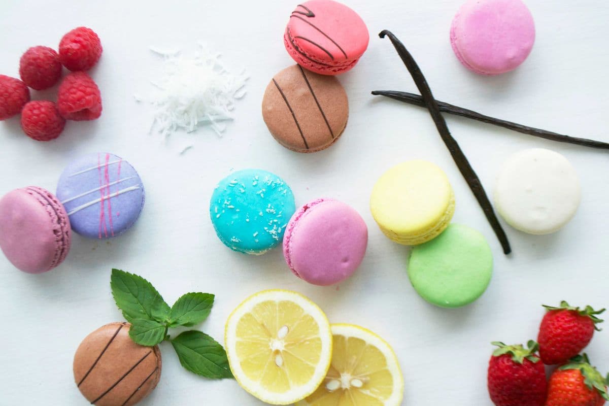 Macarons (6 pcs)