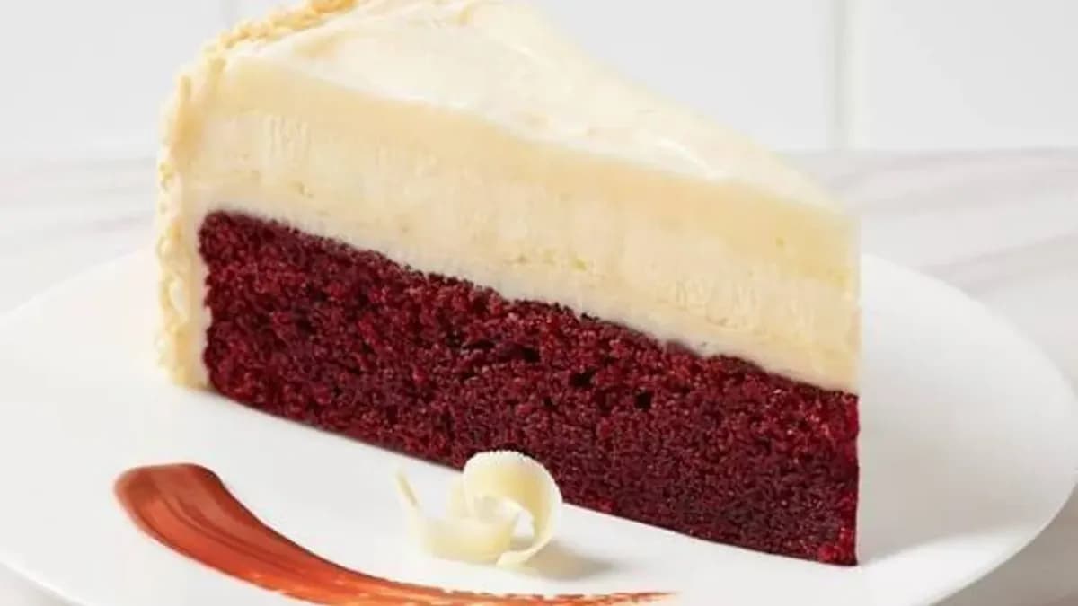 Red Velvet Cheesecake