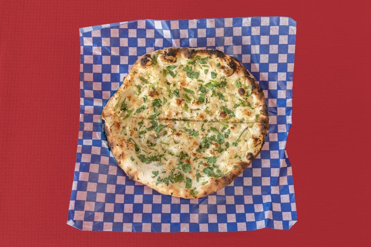Naan à l’ail / Garlic Naan