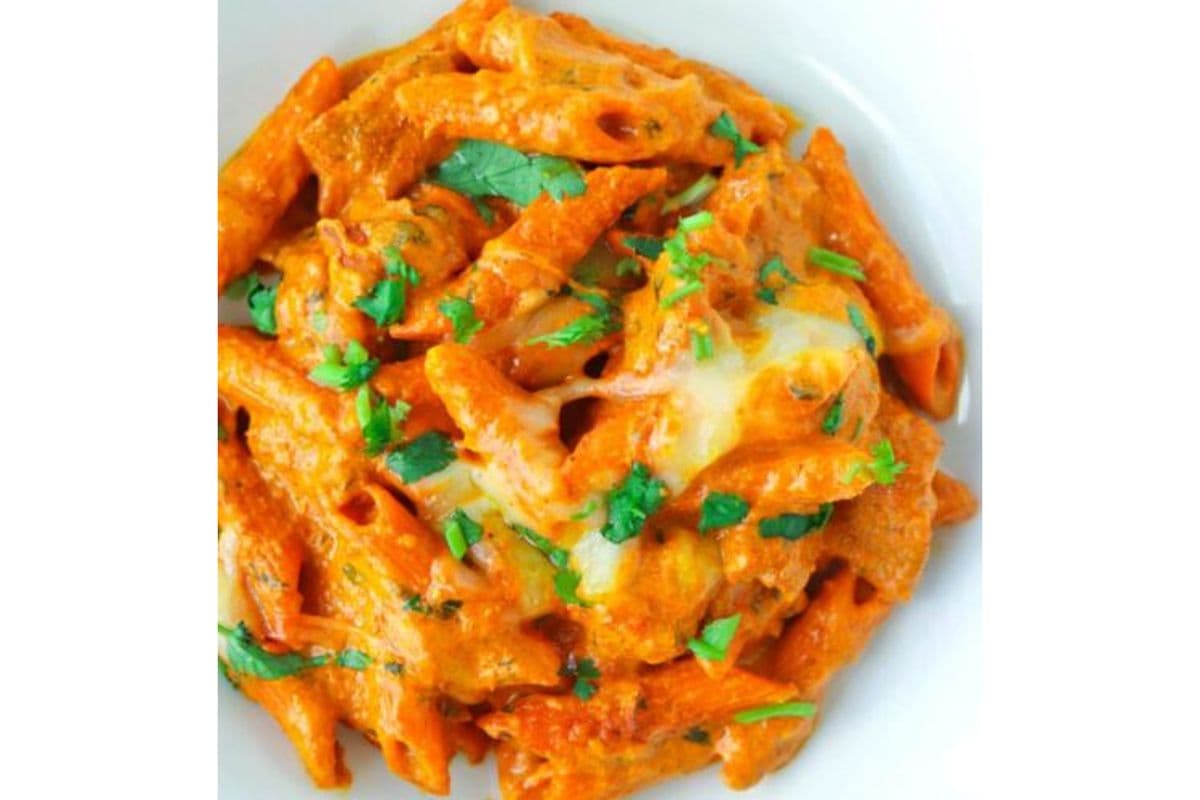 Day and night Creamy Butter Chicken Pasta