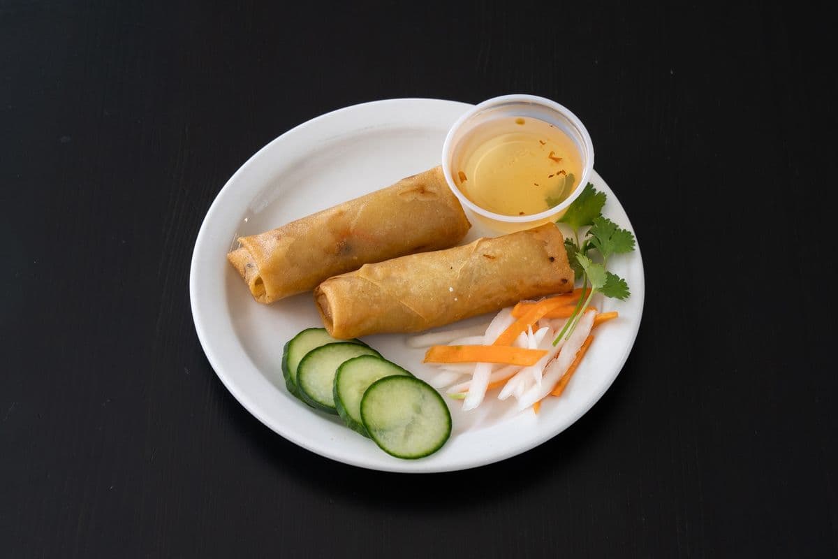 Rouleaux Impériaux Veggie (2 mcx) / Imperial Veggie Rolls (2 pcs)