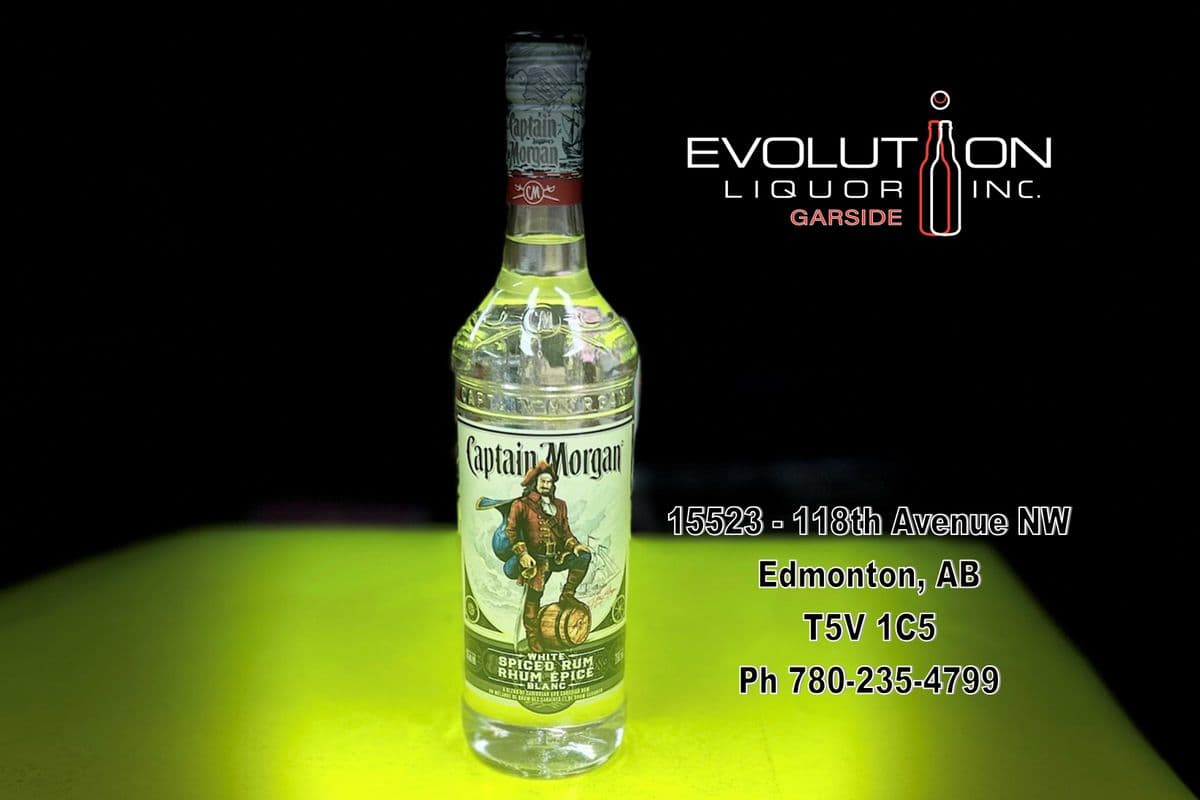 Captain Morgan White Spiced Rum 0750G (1 x 750ml Glass Bottle)