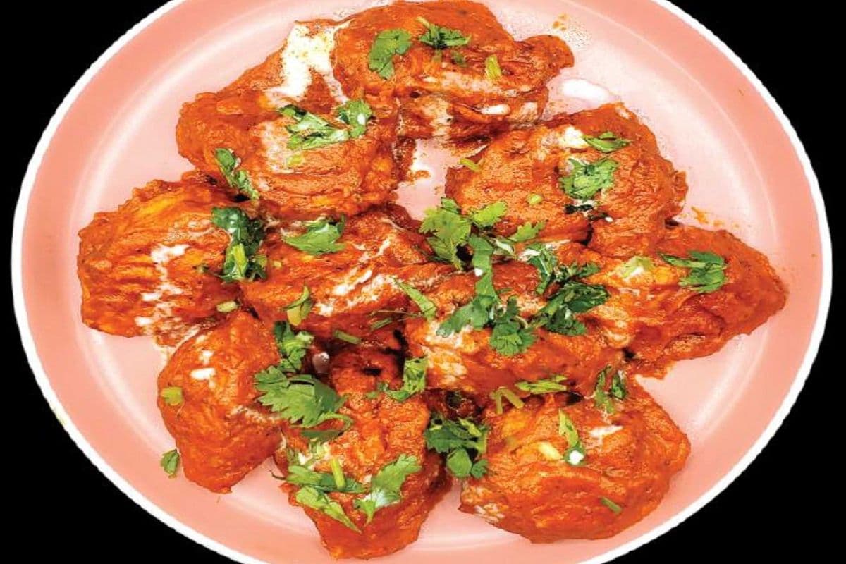 Butter Chicken Momos