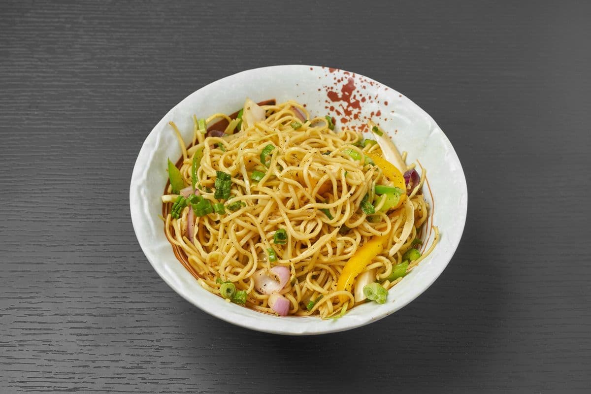 Spicy Chicken Hakka Noodles