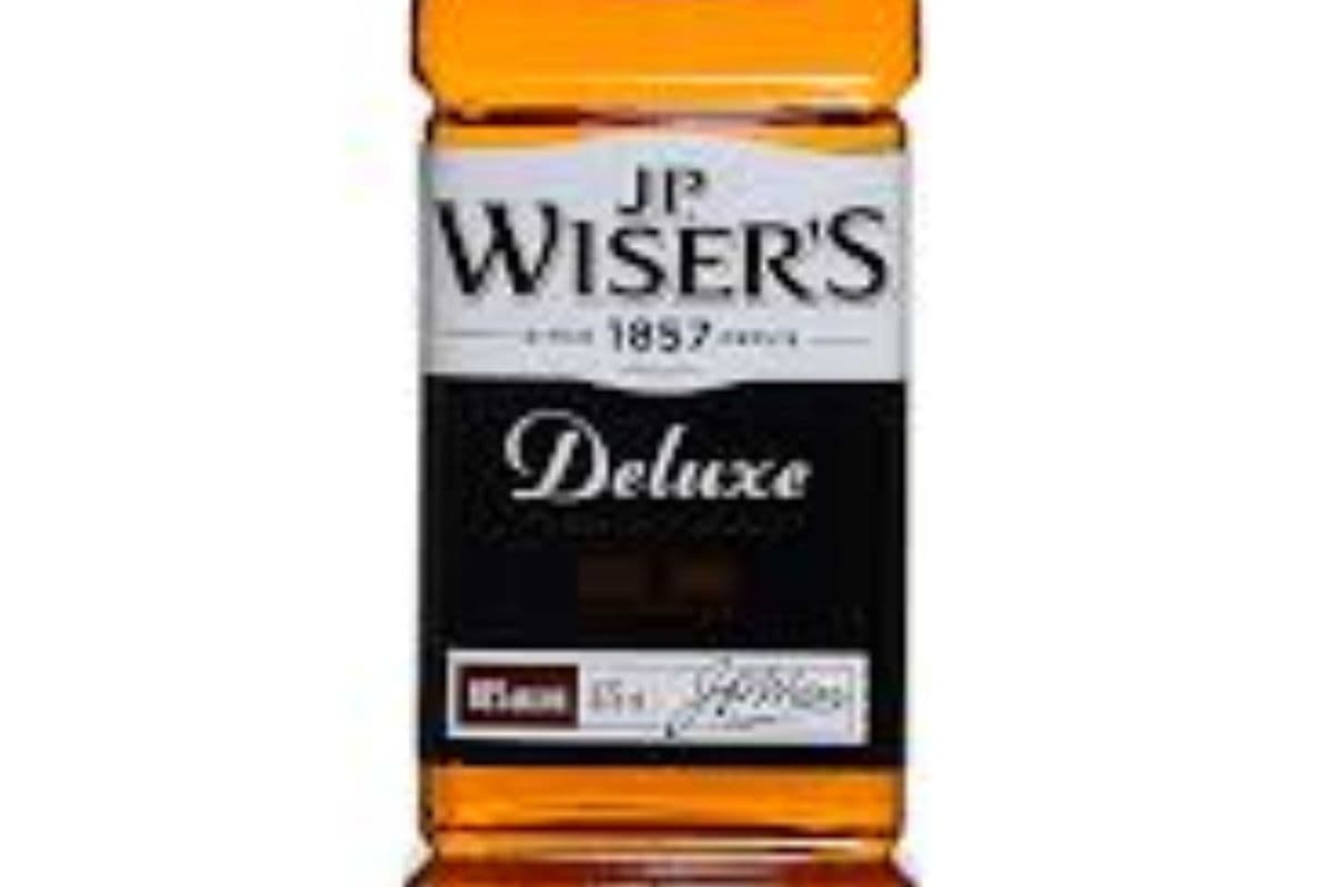 Wisers Deluxe 375ml (1 x 375ml)