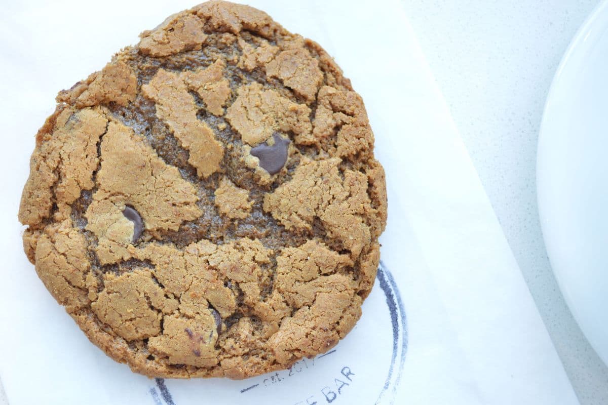 Crum Cookie – Almond Butter Chocolate Chip Cookie