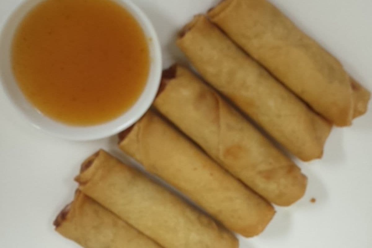 Vietnamese Spring Rolls (6 pcs)