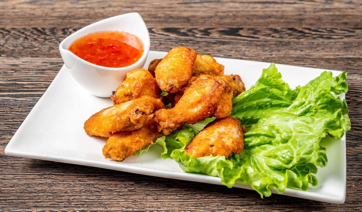 A8. Chicken Wings - OO