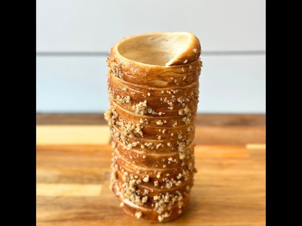 Walnut Chimney Cake