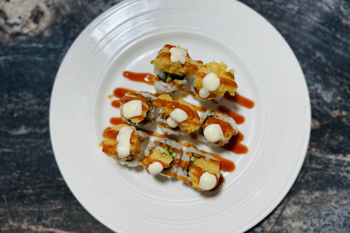 TNT Roll (8 pcs)