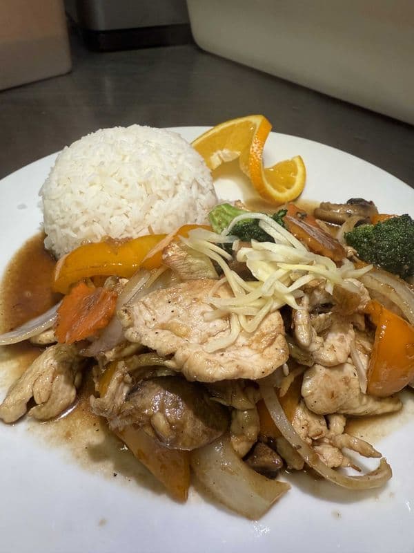 Ginger Stir-fried / Sauté Au Gingembre