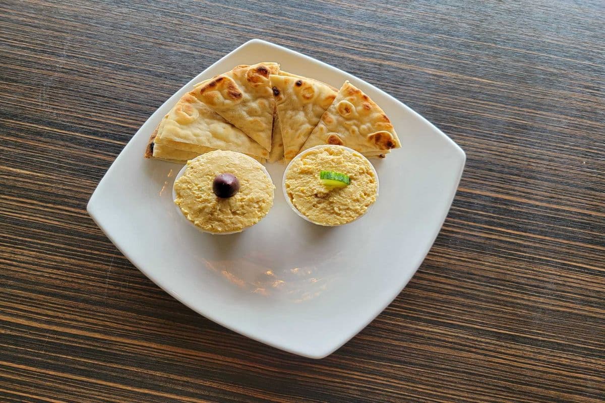 Hummus