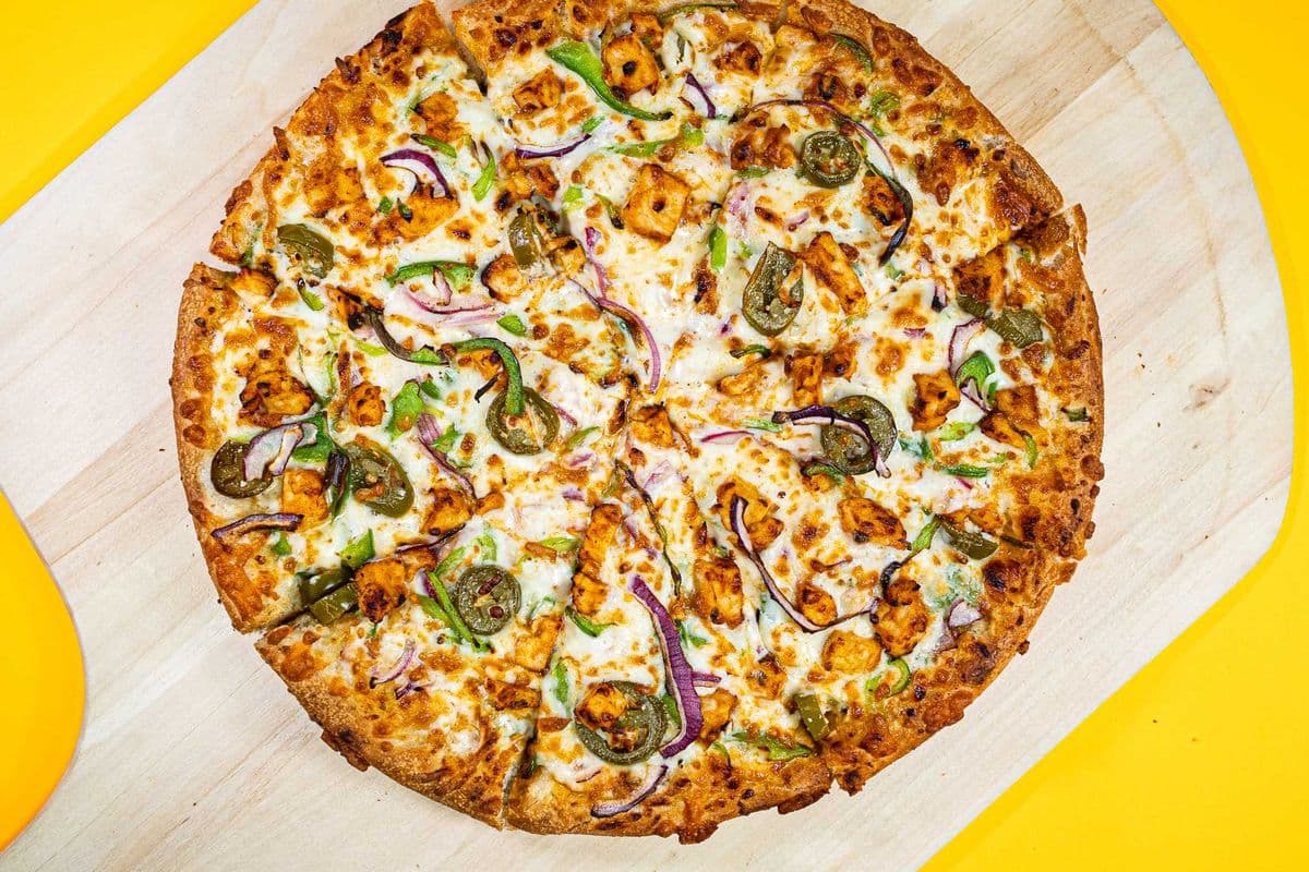 10" Small Butter Chicken Pizza