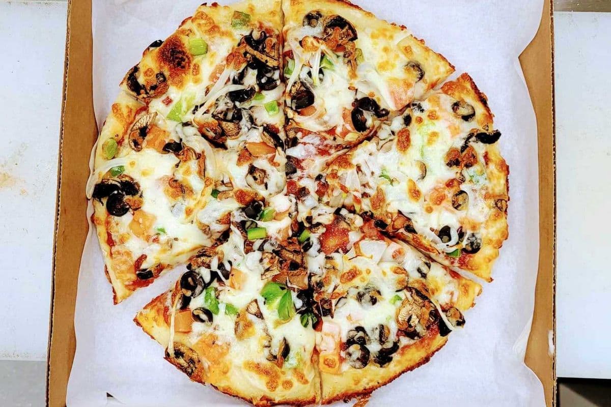 10" Single Greek Specialty Pizza