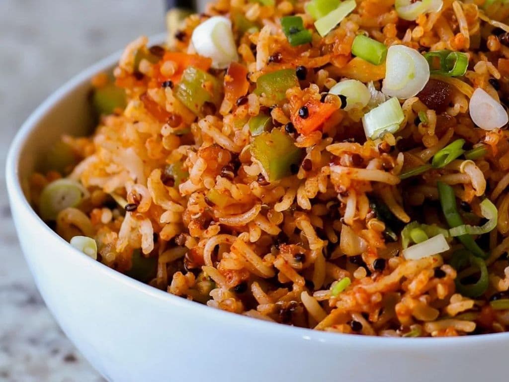 CHICKEN TRIPLE SCHEZWAN FRIED RICE